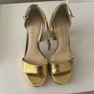 Gold high heels. Used once. Beautiful, you will 100% stand out!
